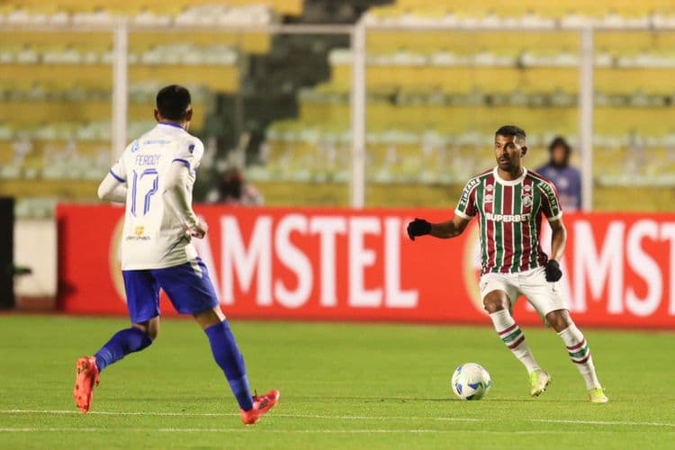 Time tricolor é derrotado pelo GV San José e perde a liderança do Grupo F na Sul-Americana. Reprodução: Globo