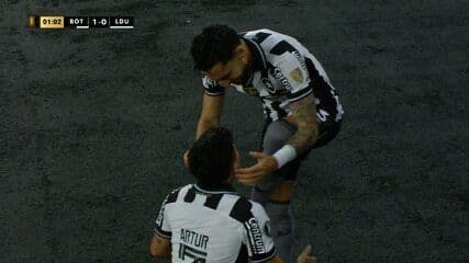 Botafogo vence a LDU por 1 a 0 nas oitavas da Libertadores; Legenda da imagem. Reprodução: Globo