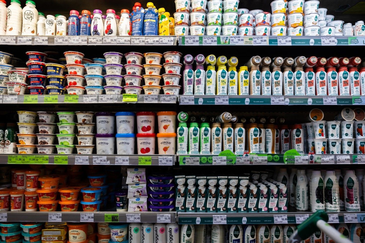 Inflação desacelera para 0,67% em abril, mas alimentos continuam subindo - Foto: O Globo