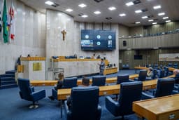 Vereadores discutem criação de 15 cargos no plenário da Câmara de SP. Reprodução: G1