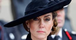 Kate Middleton, princesa de Gales, participa da cerimônia em memória da Primeira Guerra Mundial.. Reprodução: VEJA