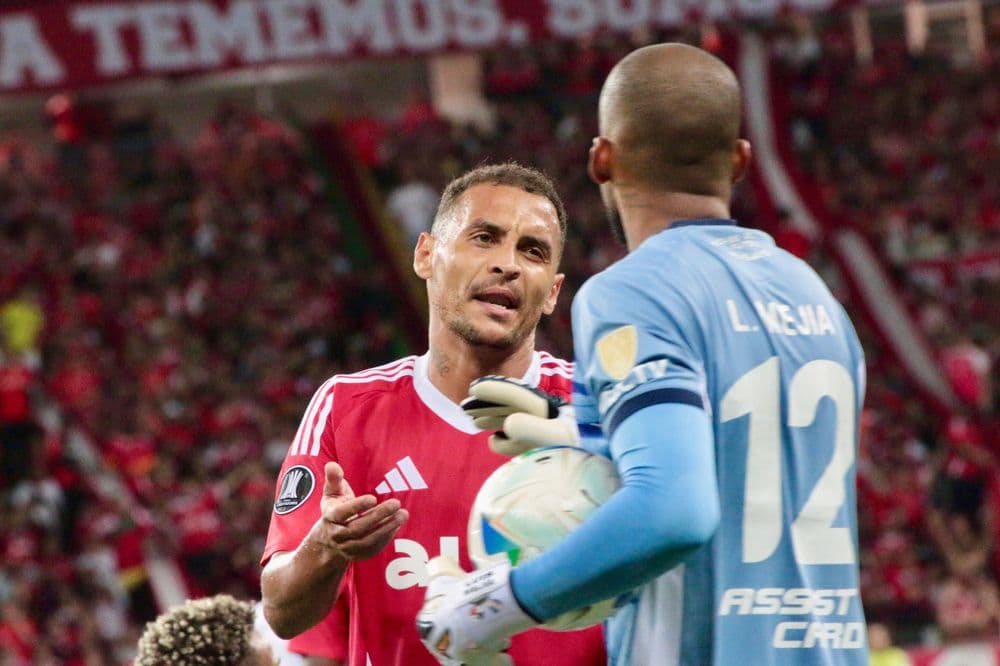 Colorado empata em 3 a 3 com o Nacional após estar 3 a 0 atrás no Beira-Rio. Reprodução: Globo