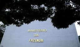 Crescimento global moderado e queda da inflação em 2025