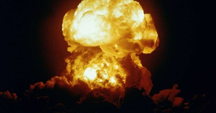 Razões para o Brasil não ter bomba atômica