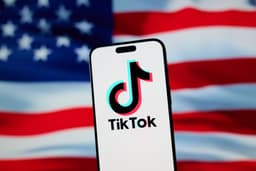 Presidente Donald Trump discute possibilidade de nova prorrogação da proibição do TikTok. Reprodução: TechCrunch