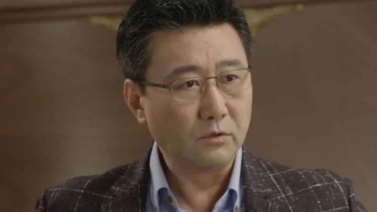 Choi Jung-woo, ator de Lady Vingança, falece aos 68 anos. Reprodução: Terra