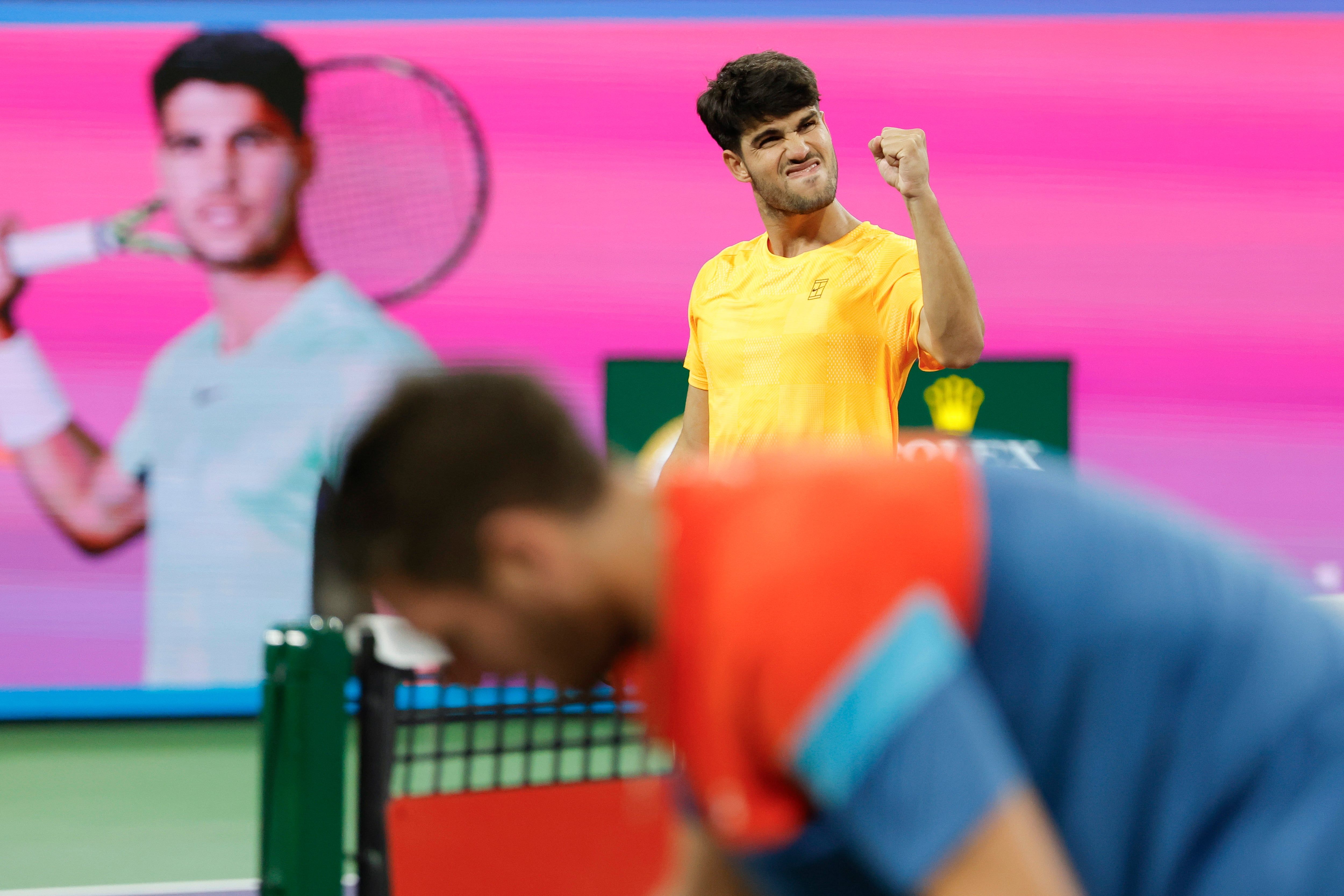 Alcaraz vence Norrie e avança às semifinais.. Reprodução: Elpais