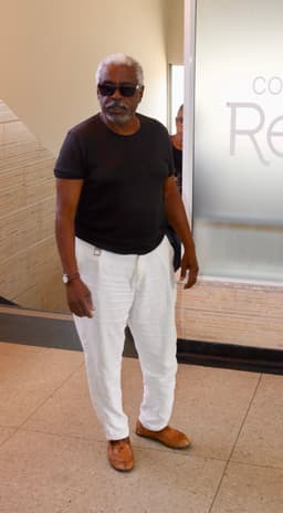 Amigos e familiares se despedem do ator Haroldo Costa. Reprodução: Gshow