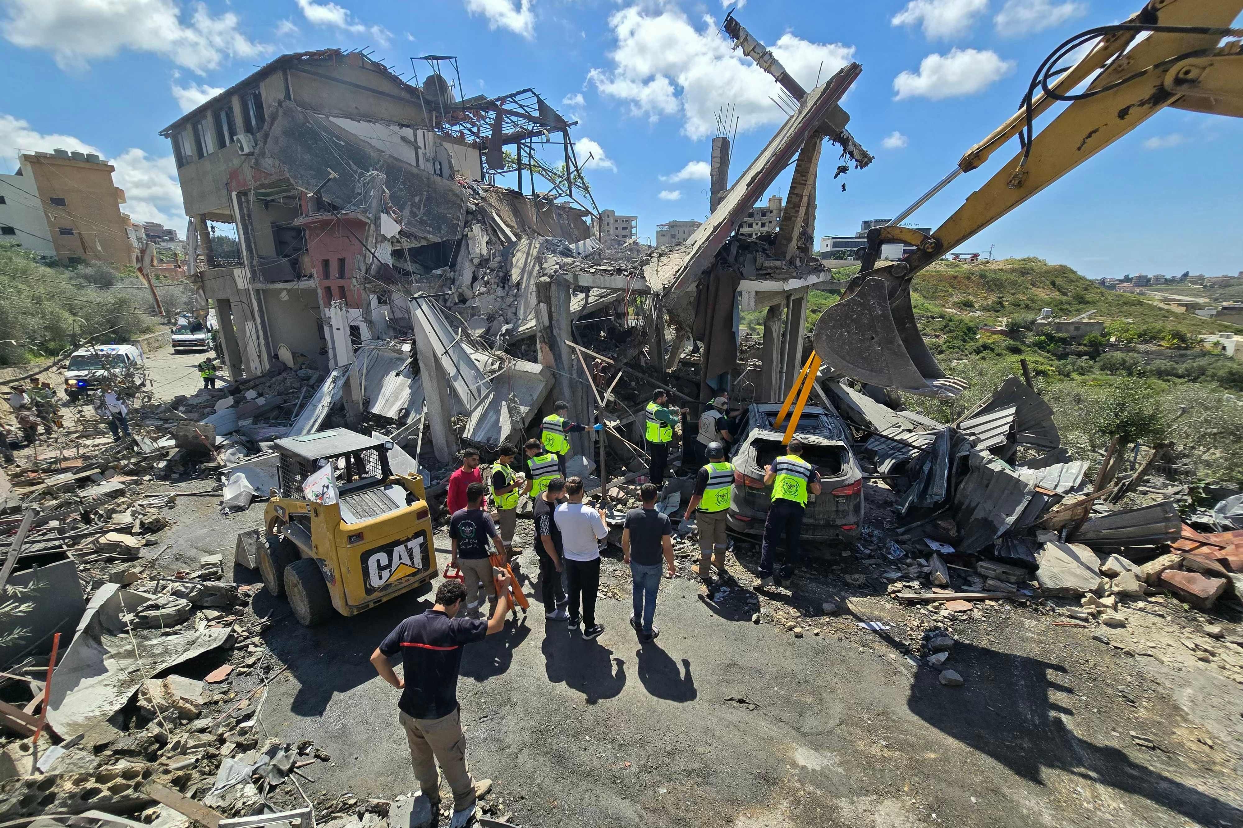 Bombardeios israelenses deixam 13 mortos no sul do Líbano