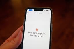 Claude Opus 4 blackmailing um engenheiro em teste de sobrevivência. Reprodução: Business Insider