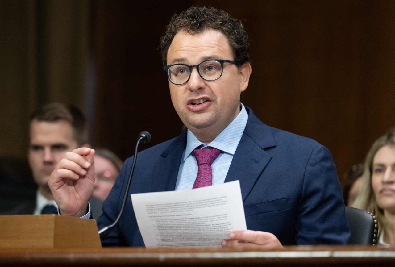 Dario Amodei, da Anthropic, em foto sobre novo modelo de IA tão poderoso que não será lançado.. Reprodução: Gizmodo