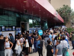 Alunos concentrados durante o 2º dia da Fuvest 2026. Reprodução: G1