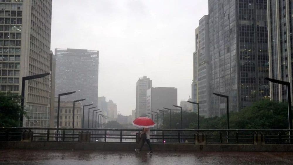 Defesa Civil alerta para mudanças climáticas no feriado de Páscoa; viajantes devem estar atentos. Reprodução: iG