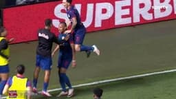 Crespo confirma permanência no São Paulo após derrota para o Bragantino. Reprodução: Mauricio De Souza/AGIF