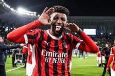 Flamengo contrata lateral-direito Emerson Royal, ex-Milan, por 9 milhões de euros. Reprodução: Globo