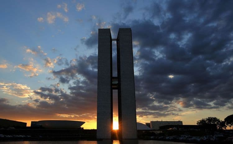 Popularidade do governo depende da recuperação do poder de compra