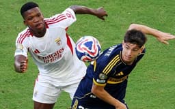 Boca Juniors e Benfica empatam em jogo emocionante do Mundial de Clubes.; Reprodução: iG Esporte