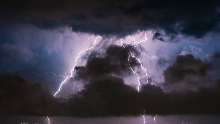 Previsão do tempo para hoje destaca condições climáticas na região. Reprodução: iG.