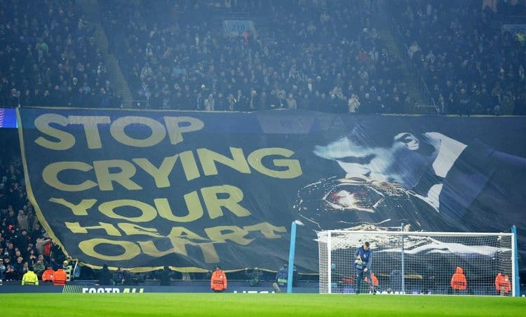 Torcedores do Manchester City provocam Vini Jr antes de jogo