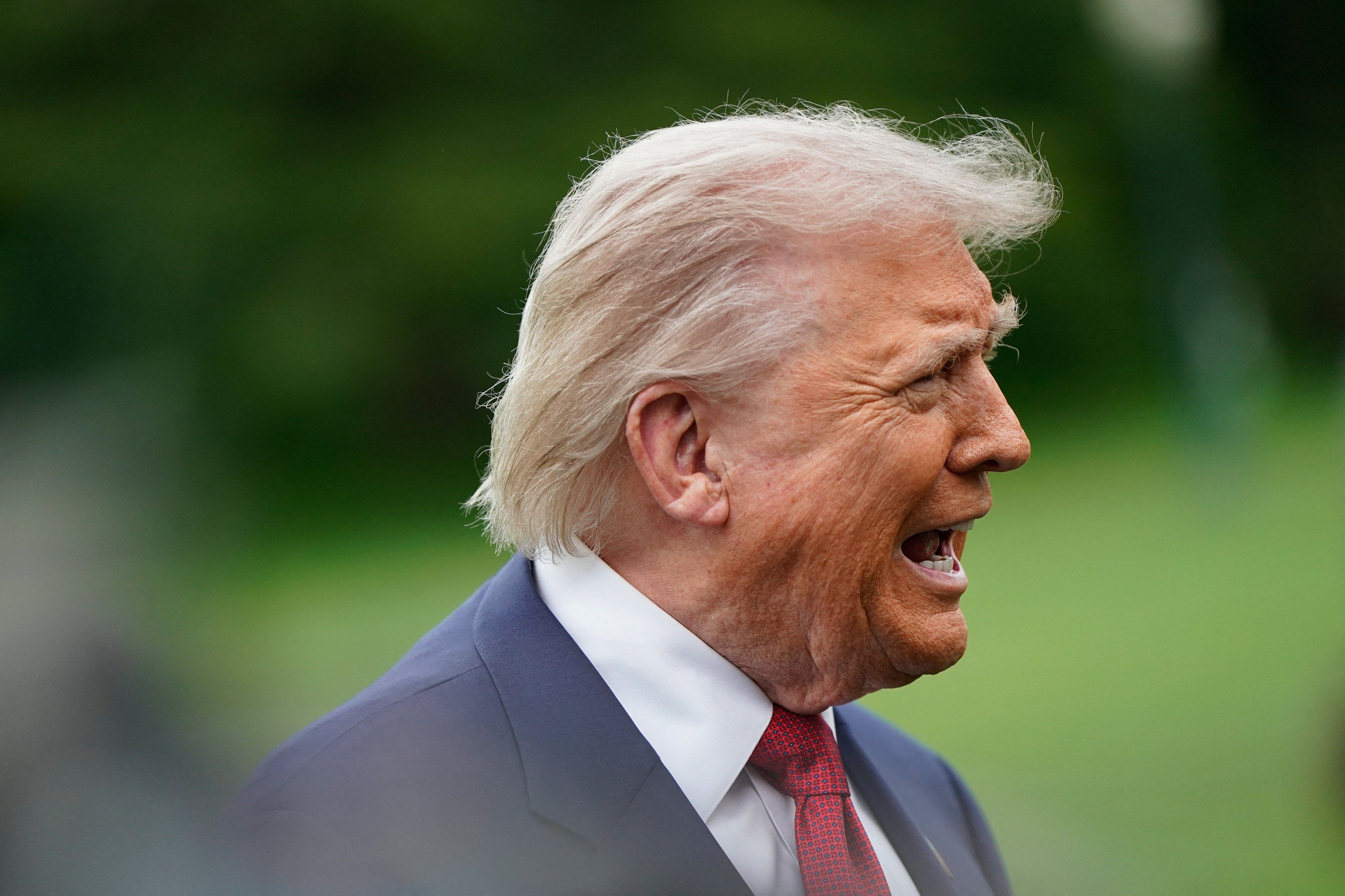 Trump diz que Suprema Corte dos EUA deveria ser 'leal' em casos cruciais - Foto: G1