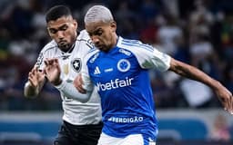 Cruzeiro abre dois, Botafogo reage e duelo termina empatado.. Reprodução: Esporte