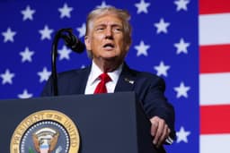 Trump autoriza envio de 300 Guardas Nacionais para Chicago; Justiça bloqueia envio para Portland. Legenda da imagem. Reprodução: Retorno do item 11