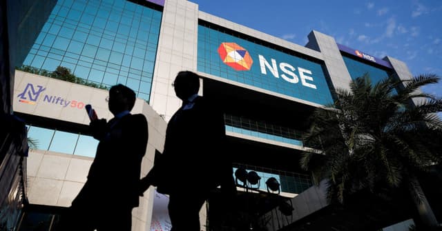 Nifty 50 tem alta prevista após forte queda provocada por temores de tarifas dos EUA. Reprodução: Reuters