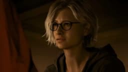 Grace Ashcroft é perseguida por inimigos misteriosos em novo trailer de Resident Evil. Reprodução: GosuGamers
