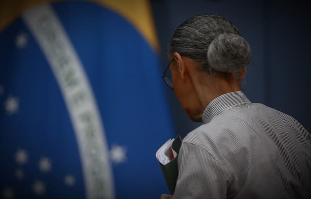 Indígenas discutem o novo licenciamento ambiental, entre modernização e desmonte.. Reprodução: Oglobo