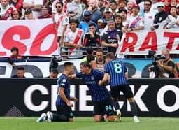 Torcedores reagem nas redes sociais após a derrota do River Plate para a Inter de Milão.; Reprodução: Globo