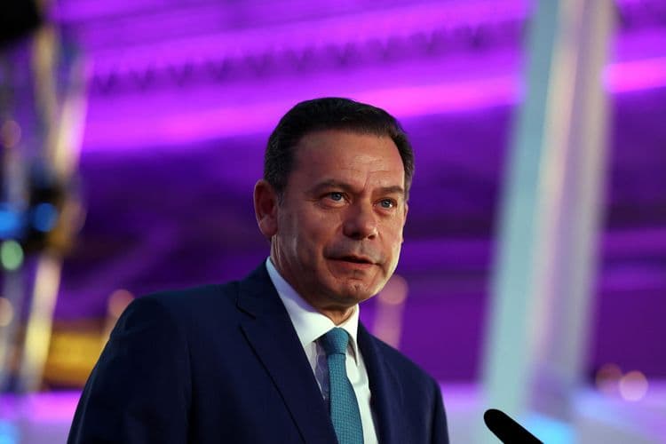 Luís Montenegro, líder da Aliança Democrática, é favorito nas eleições legislativas de Portugal. Reprodução: Reuters