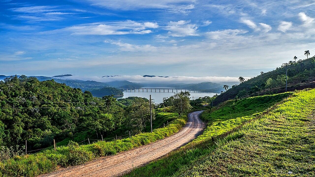 [Represa Atibainha em recuperação; SP notificará clientes por WhatsApp sobre picos de consumo.]. Reprodução: Oglobo