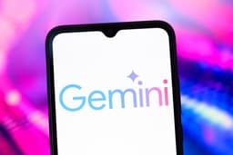 Uso crescente do Gemini, da Google, mas atrás de ChatGPT e Meta AI. Reprodução: TechCrunch