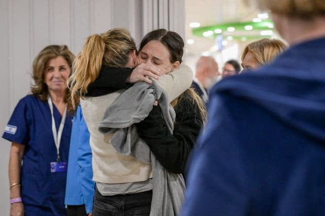 Israel confirma libertação de seis reféns do Hamas