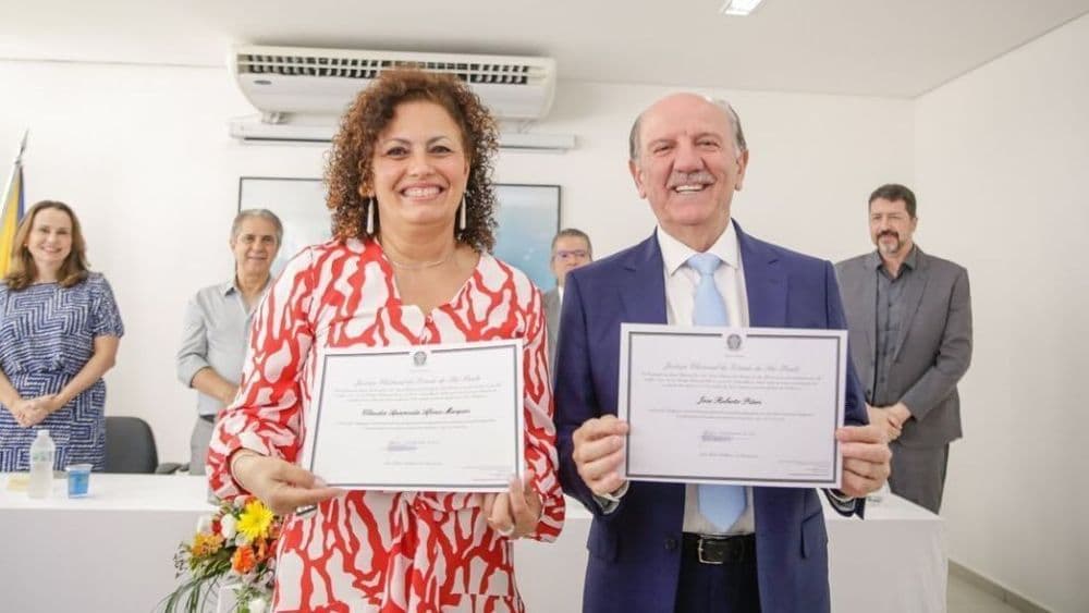 Beto Piteri e Dra. Claudia acusados de uso indevido das redes sociais na campanha de 2024. Reprodução: CNN Brasil
