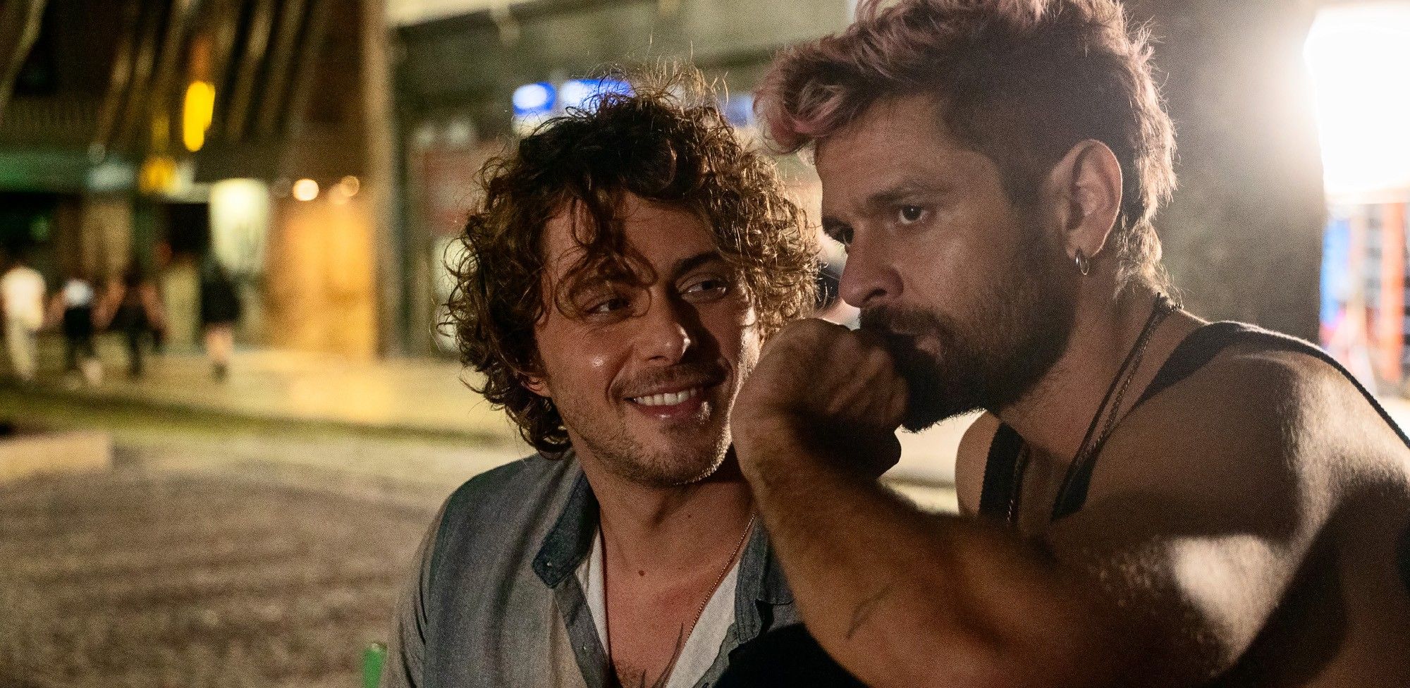 [Atuações premiadas de Ruas da Glória retratam a relação entre professor e garoto de programa]. Reprodução: Oglobo