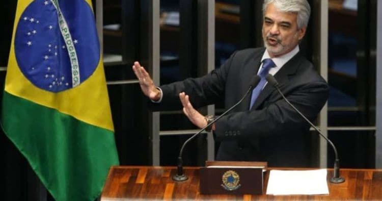Senador contrário à anistia para envolvidos em atos de janeiro