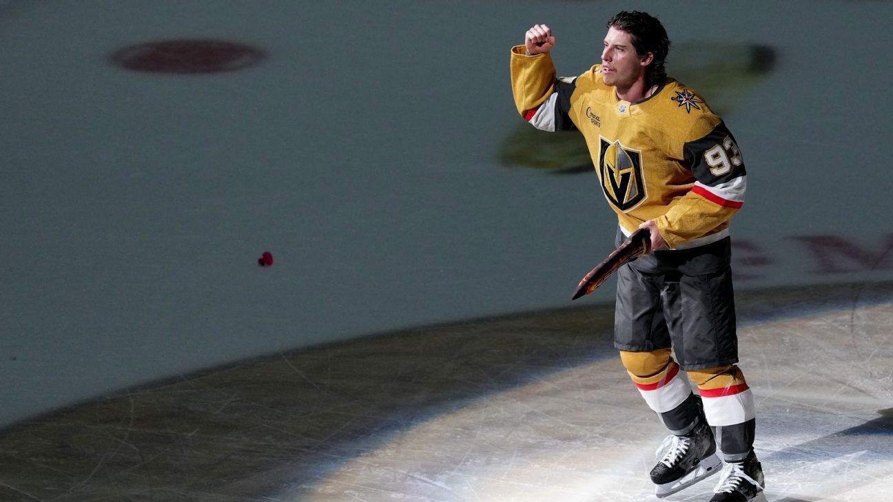 Mitch Marner brilha nos playoffs e divide torcedores de Toronto