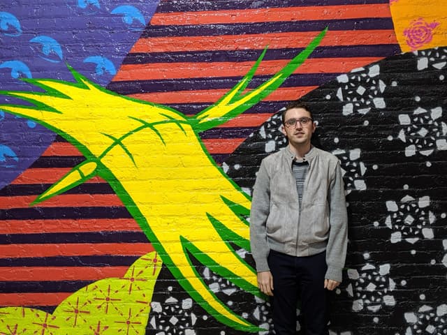 CJ Darnieder reflete sobre os desafios de mudar para Chicago e retornar a Milwaukee. Reprodução: Business Insider