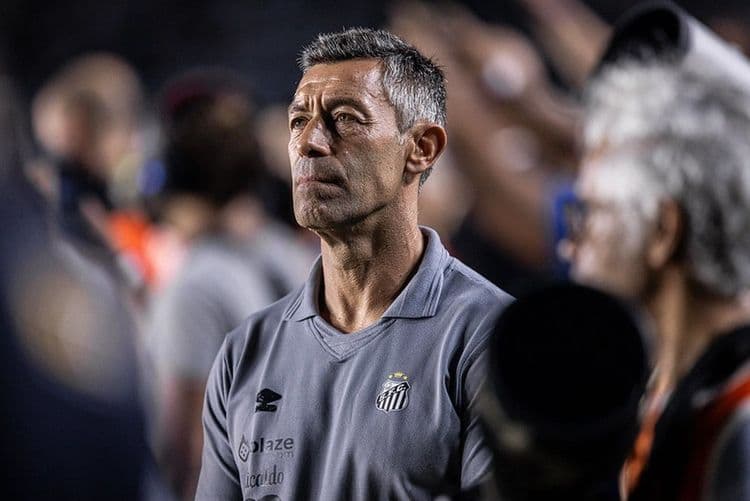 Treinador pode acionar a Fifa após recusa de acordo parcelado com o clube. Reprodução: Globo