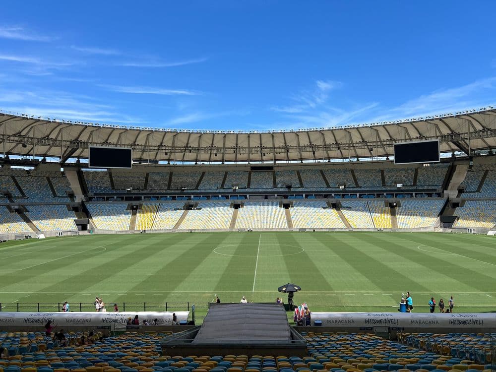 Flamengo e Vasco se enfrentam no Carioca
