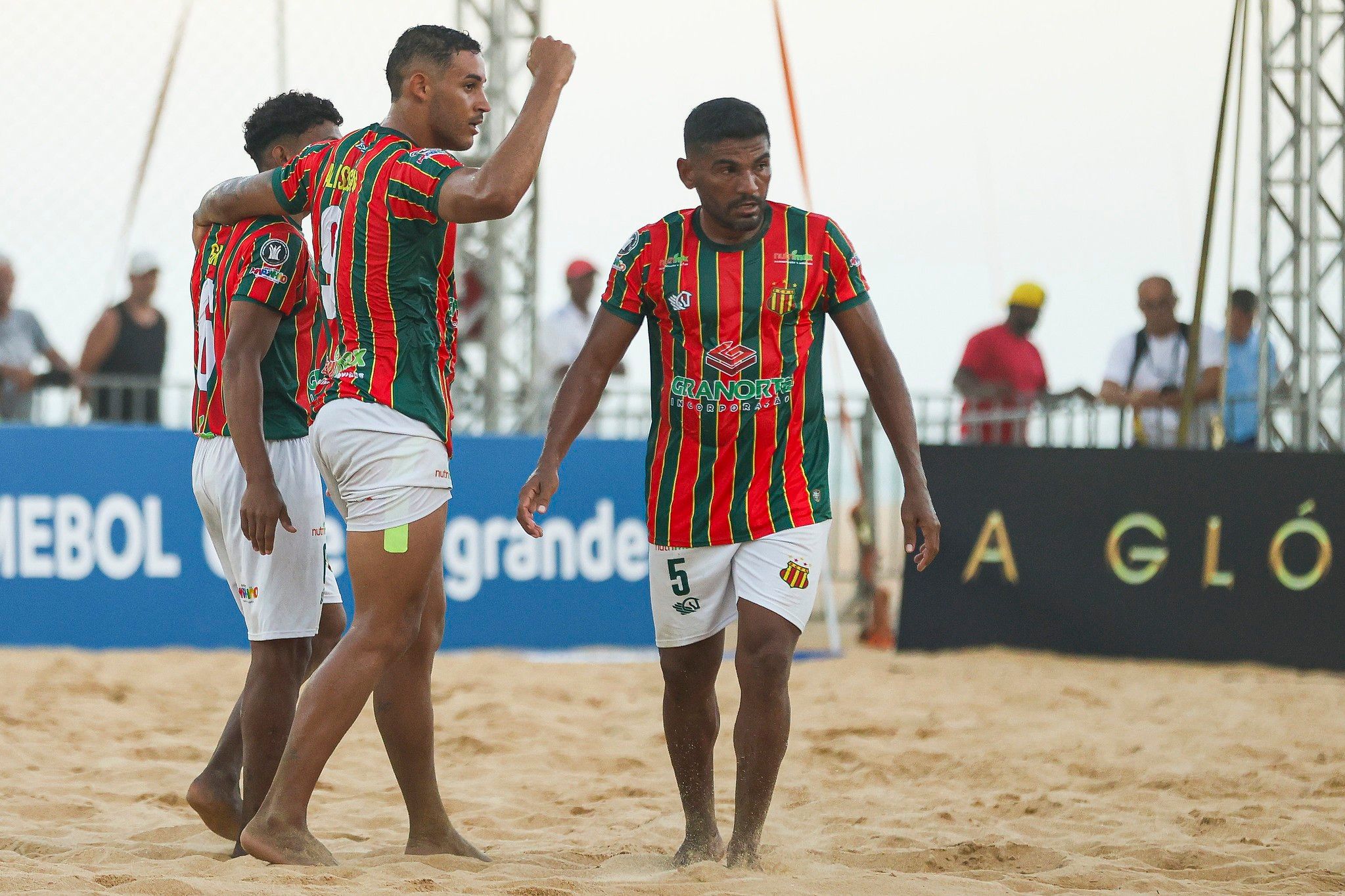 Sampaio volta a enfrentar time uruguaio nas quartas de final da Libertadores de Beach Soccer. Fonte: Globo Esporte