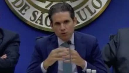 Presidente da Câmara discute a importância de eventos históricos para a mudança de relações entre países. Reprodução: CNN Brasil