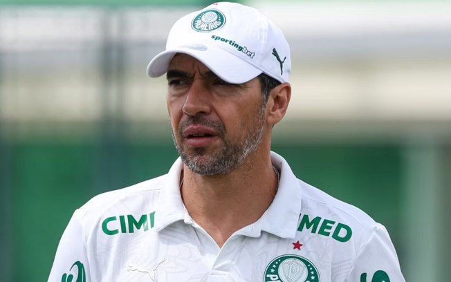 [Torcedores do Palmeiras criticam Abel Ferreira após saída de atacante]. Reprodução: Esporte