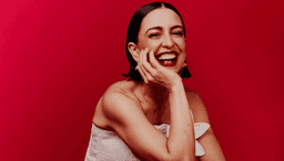 Roberta Sá se apresenta no evento Conexão ODS, promovendo arte e cultura no Rio Grande do Norte. Reprodução: Globo