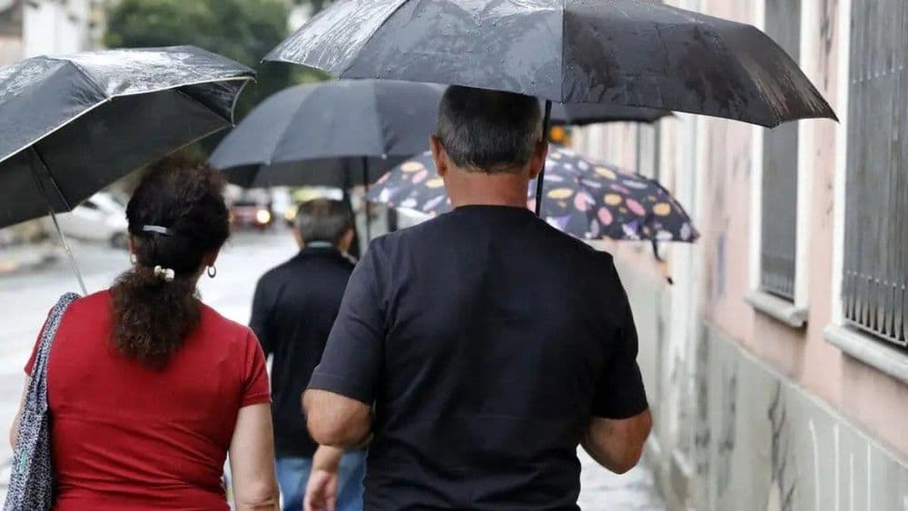 Frente fria avança pelo Sudeste, afetando São Paulo e Rio de Janeiro. Reprodução: iG.