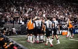 Técnico Ramón Díaz divulga lista de 26 jogadores para o jogo contra o América de Cali. Reprodução: Lance.