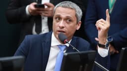 Gustavo Gayer critica hipocrisia da esquerda sobre Gleisi