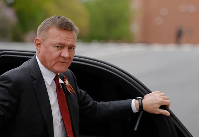 Roman Starovoit, ex-ministro dos Transportes da Rússia, foi encontrado morto horas após sua demissão. Reprodução: Globo