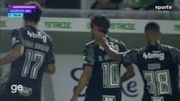 Jogadores do Galo celebram vitória fora de casa após 8 meses. Reprodução: Globo